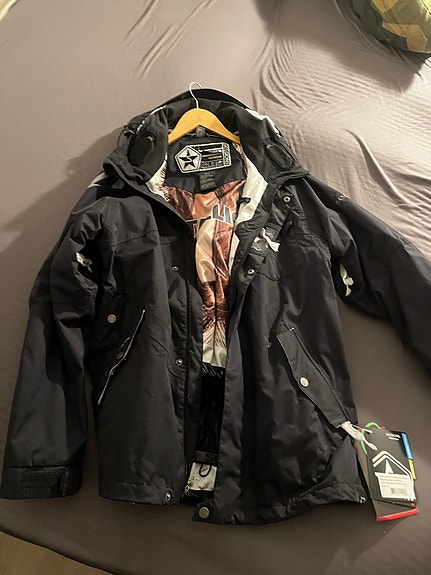 Product image 1 of 10
