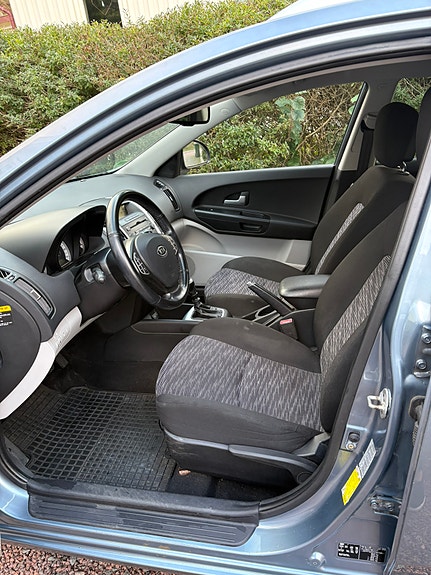 Kia Ceed 7 of 10