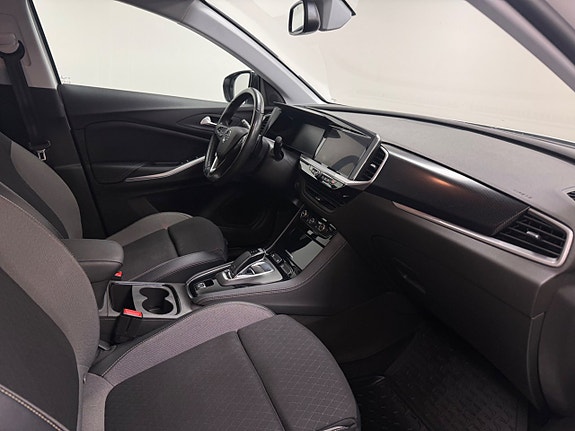 Opel Grandland X 11 of 23