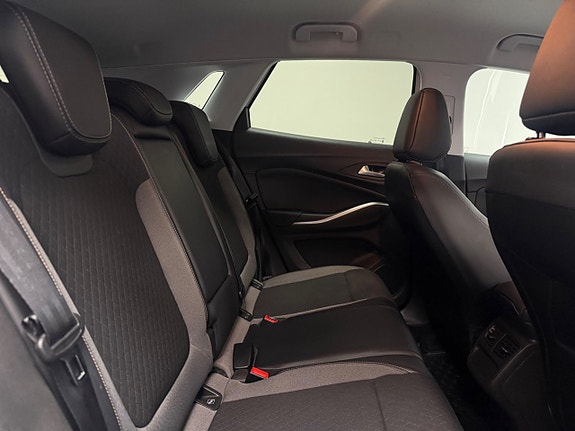 Opel Grandland X 13 of 23