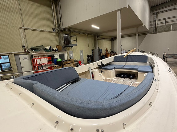 Crescent Allure Electric 20 2015 8 of 20