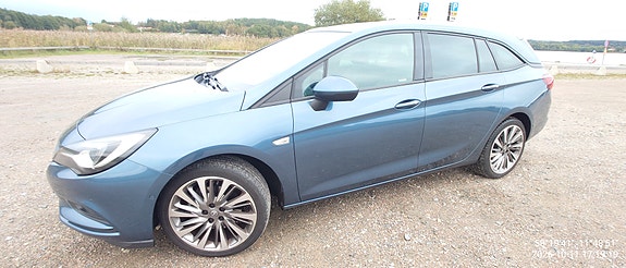 Opel Astra 2 of 13