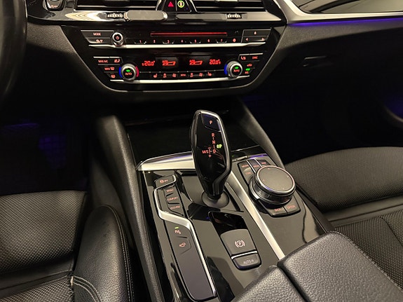 BMW 520d 26 of 30