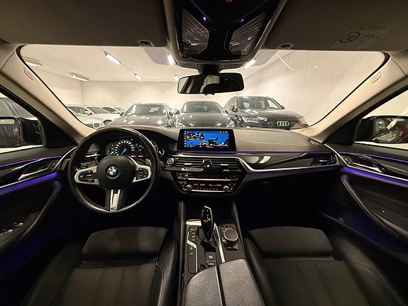 BMW 520d 16 of 30