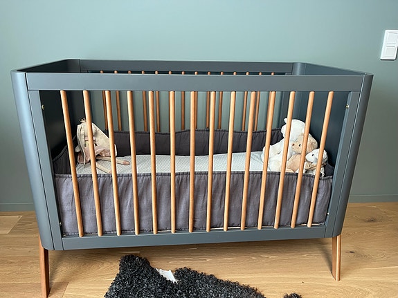 Product image 1 of 5
