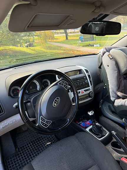 Kia Ceed 5 of 7