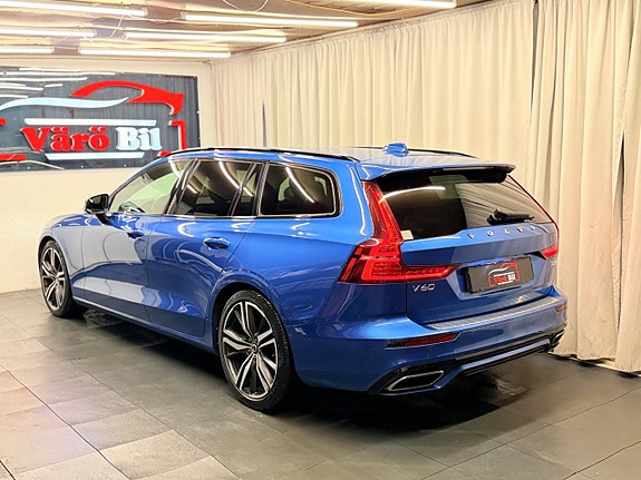 Volvo V60 2 of 28