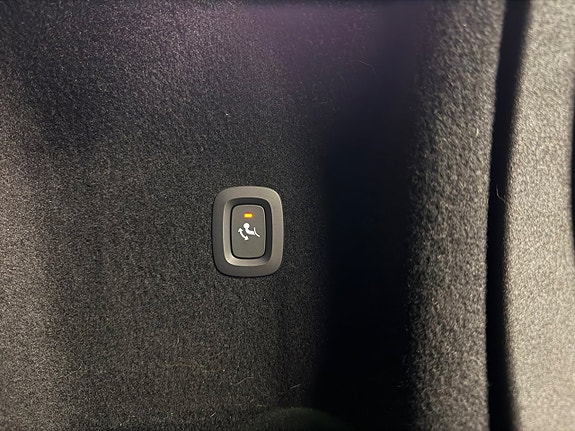 Volvo V60 26 of 28