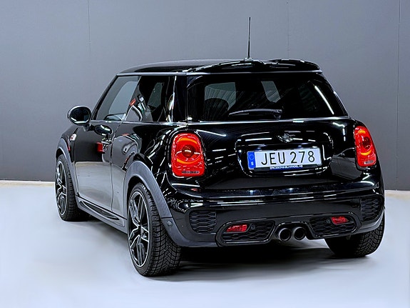 MINI John Cooper Works 13 of 13