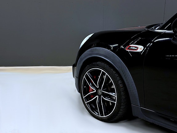 MINI John Cooper Works 11 of 13