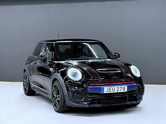 MINI John Cooper Works 4 of 13