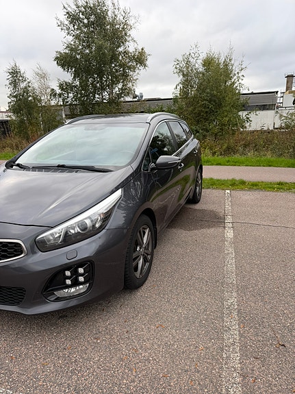 Kia Ceed 4 of 5