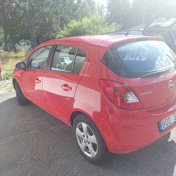 Opel Corsa 4 of 4