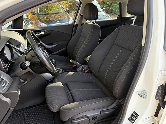 Opel Astra 13 of 19