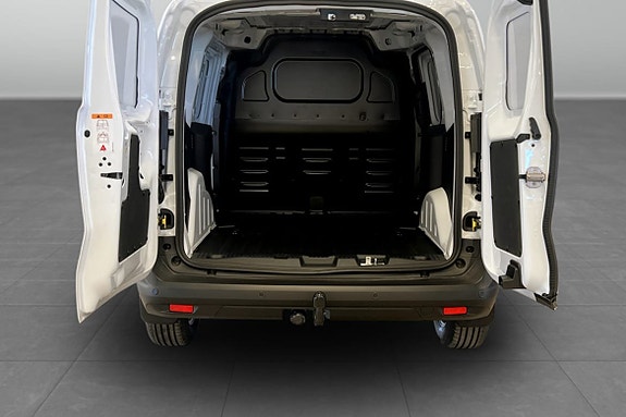 Ford Transit Courier 7 of 7