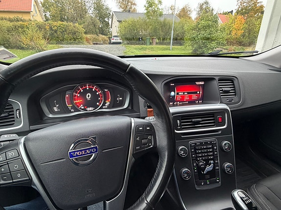 Volvo V60 7 of 9
