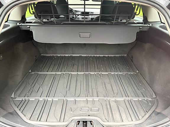 Volvo V60 5 of 9