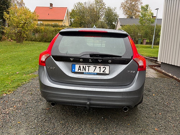 Volvo V60 3 of 9