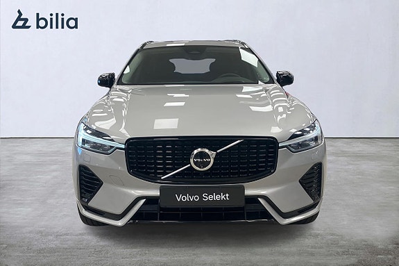 Volvo XC60 6 of 28