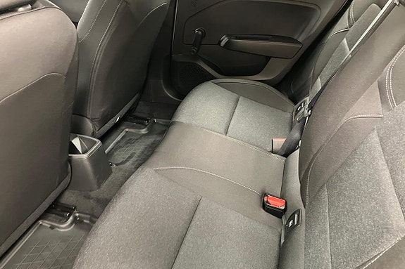 Renault Clio 13 of 21