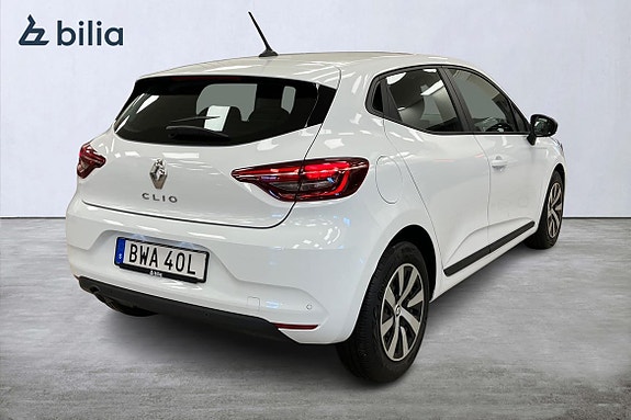 Renault Clio 19 of 21