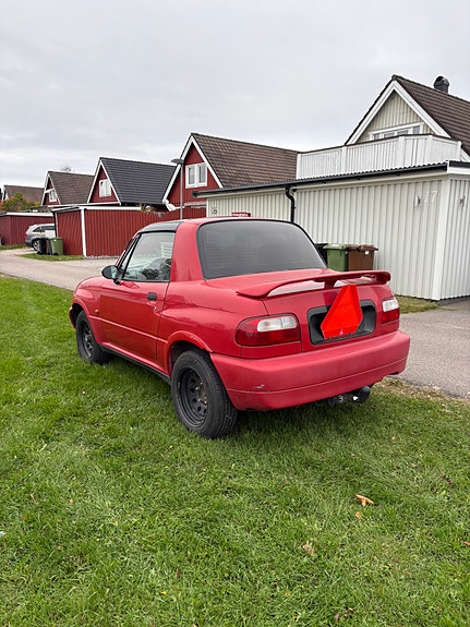 Suzuki X-90 2 of 6