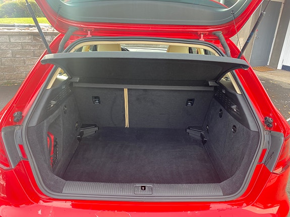 Audi A3 4 of 6