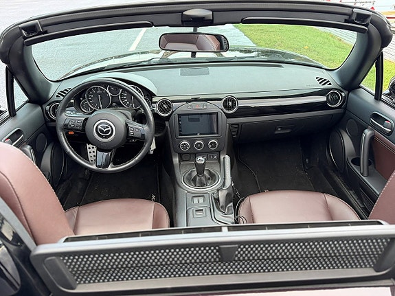 MAZDA MX-5 ROADSTER COUPÉ 1.8 MZR 126ch - TOIT RIGIDE ÉLECTRIQUE - CUIR - BLUETOOTH - ÉCRAN TACTILE
