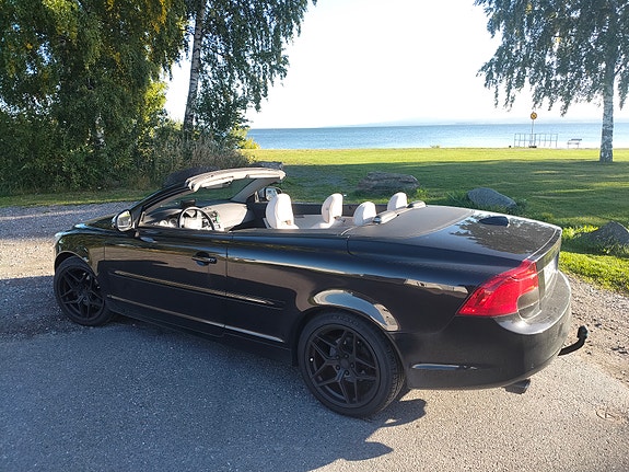Volvo C70 3 of 3