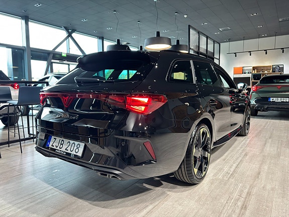 Cupra Leon 3 of 17