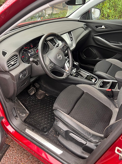 Opel Grandland X 9 of 12