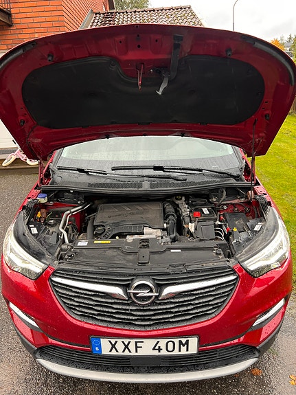 Opel Grandland X 2 of 12