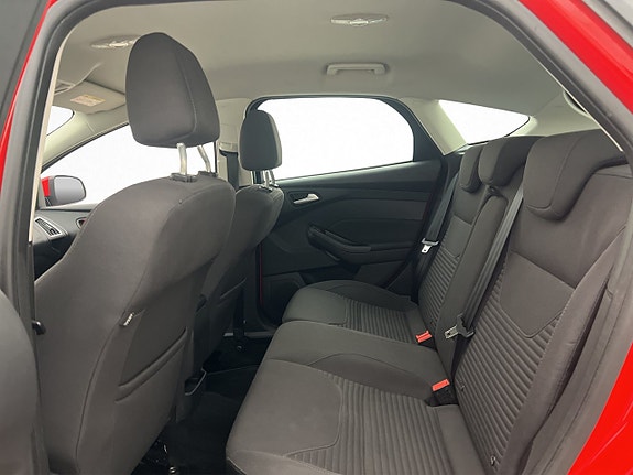 Ford Focus 23 of 27