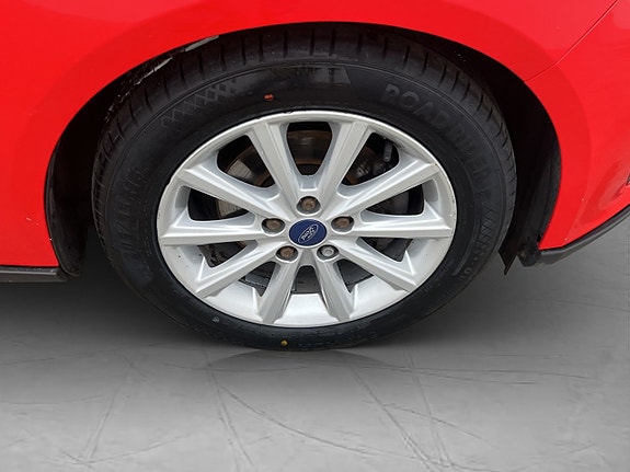 Ford Focus 27 of 27