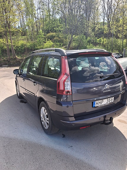 Citroen Grand C4 Picasso 3 of 6