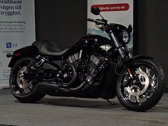Harley-Davidson VRSCDX Night Rod Special/800mil/Vance&Hines/Ny Bes/Ny Servad/ 2 of 28