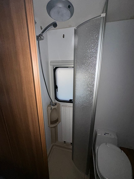 Adria Adora 563PT Supreme 8 of 8