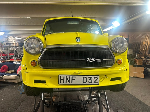 Austin Mini 9 of 11