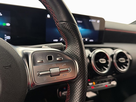 Mercedes-Benz A180 16 of 30