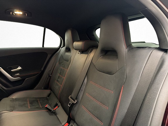 Mercedes-Benz A180 26 of 30