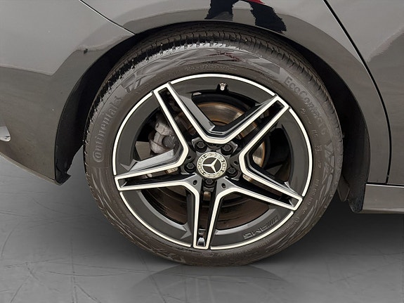 Mercedes-Benz A180 29 of 30