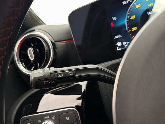 Mercedes-Benz A180 13 of 30