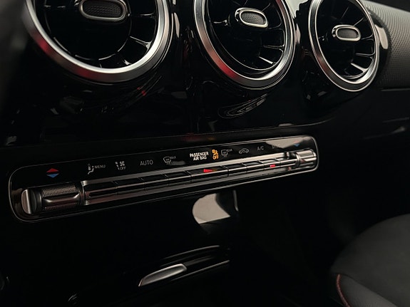 Mercedes-Benz A180 22 of 30