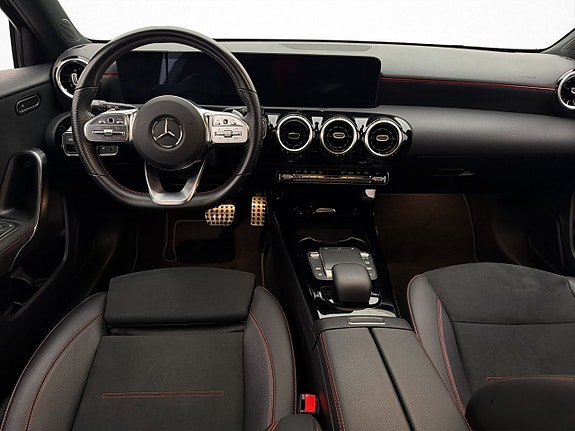 Mercedes-Benz A180 12 of 30