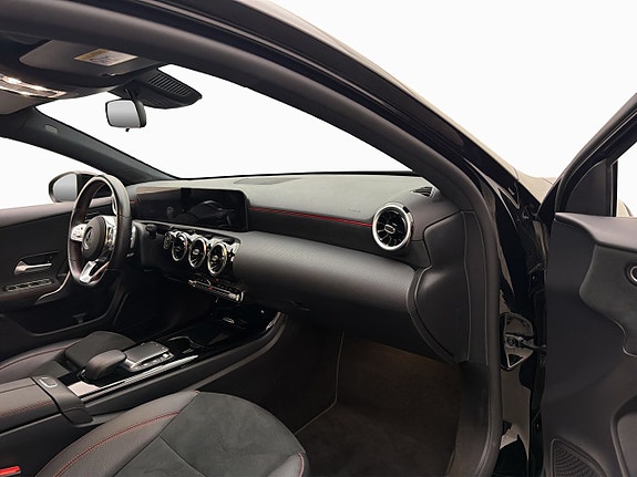 Mercedes-Benz A180 25 of 30