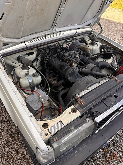Volvo 740 4 of 10