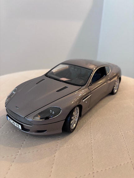 Product image 1 of 6