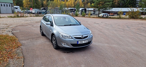 Opel Astra 4 of 5