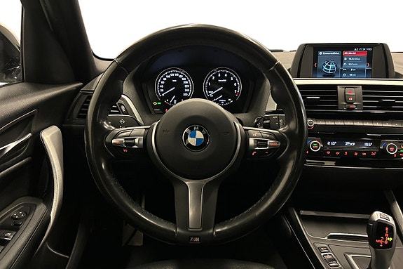 BMW 120i 11 of 22