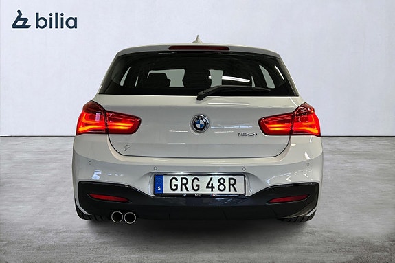 BMW 120i 6 of 22